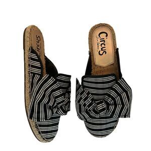Circus by Sam Edelman Lulu Black & White Bow Striped Sandals size 7
